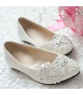 Women's Shoes Leather Flat Heel Pointed Toe Flats