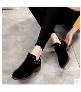 2017 all-match Chelsea boots female British style Harajuku Martin boots thick with rivet boot