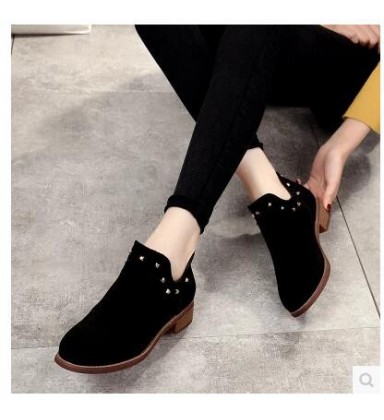 2017 all-match Chelsea boots female British style Harajuku Martin boots thick with rivet boot